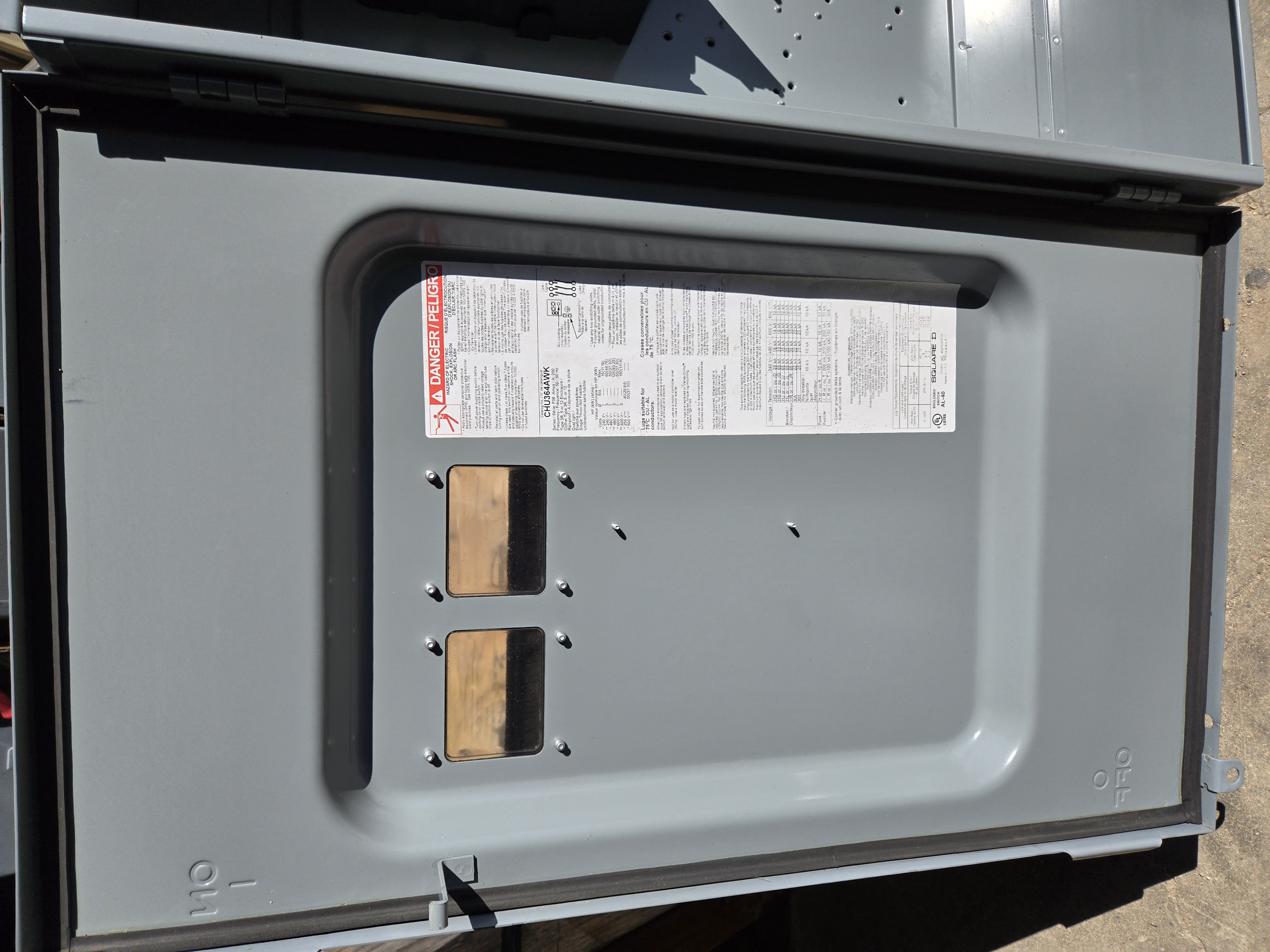 Square D CHU364AWK Heavy Duty Safety Switch, 200 A, 600 Vac/600 Vdc - 50/60 Hz - Enclosure Type: Type 3R, 5 or 12 - Single throw - Environmental Rating: Rainproof; dust tight
