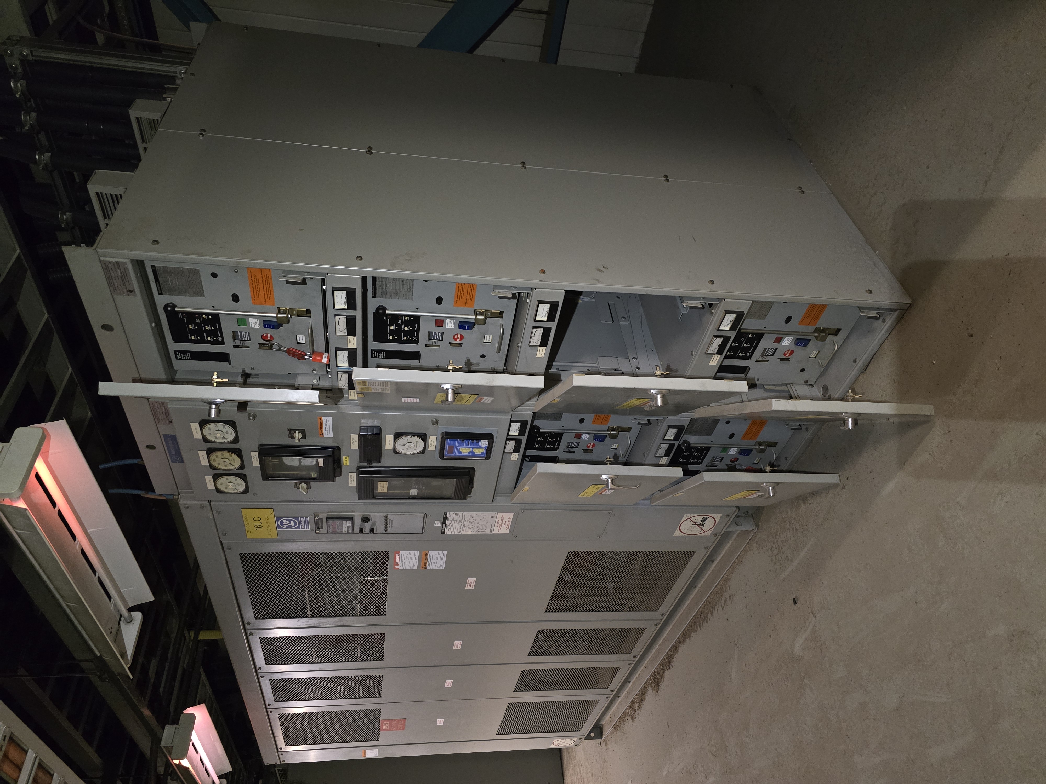 Westinghouse ASL Transformer 2000 kVA 13800 V 600 V 60 Hz